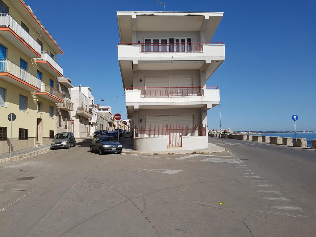 B&B Le Onde Del Mare Gallipoli Εξωτερικό φωτογραφία